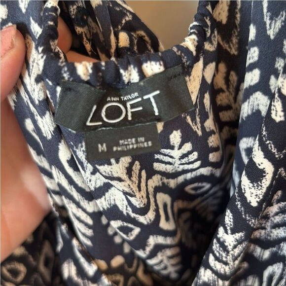 Ann Taylor LOFT Jumpsuit Women Size M Geo Print Twist Back Tapered Leg Faux Wrap - Picture 5 of 7